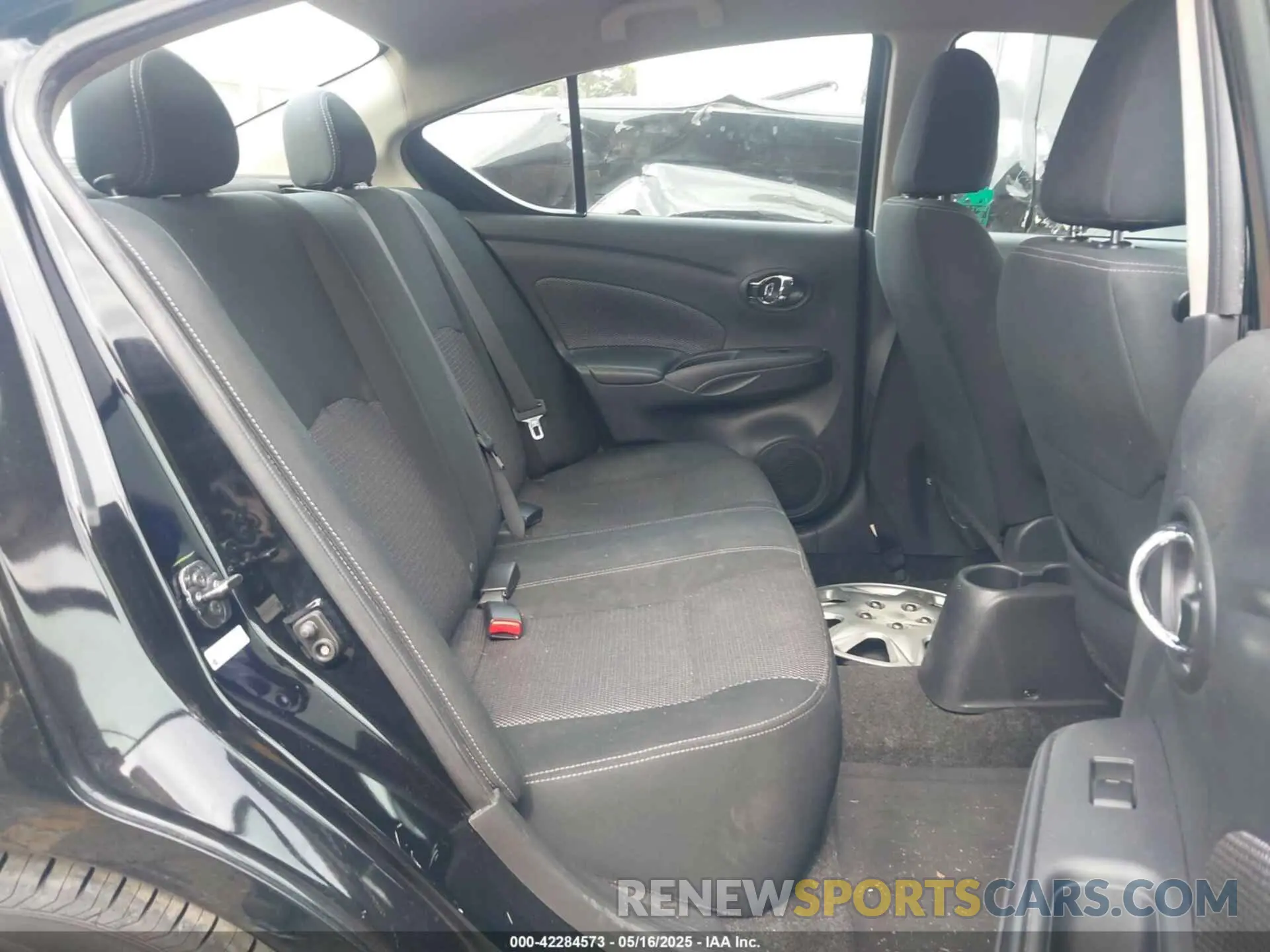 8 Photograph of a damaged car 3N1CN7AP0KL846978 NISSAN VERSA 2019