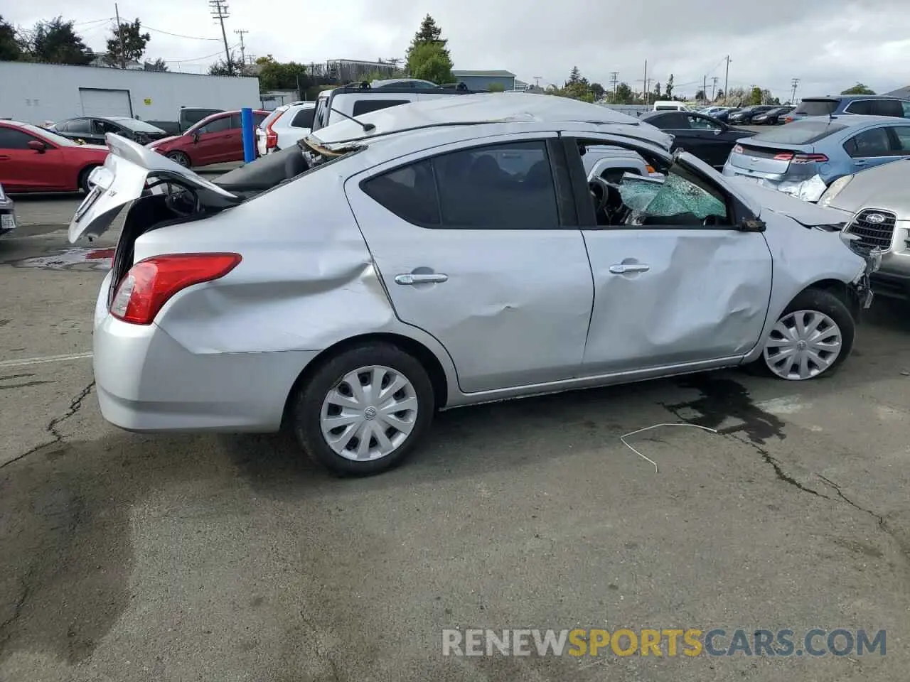 3 Фотография поврежденного автомобиля 3N1CN7AP0KL859066 NISSAN VERSA 2019