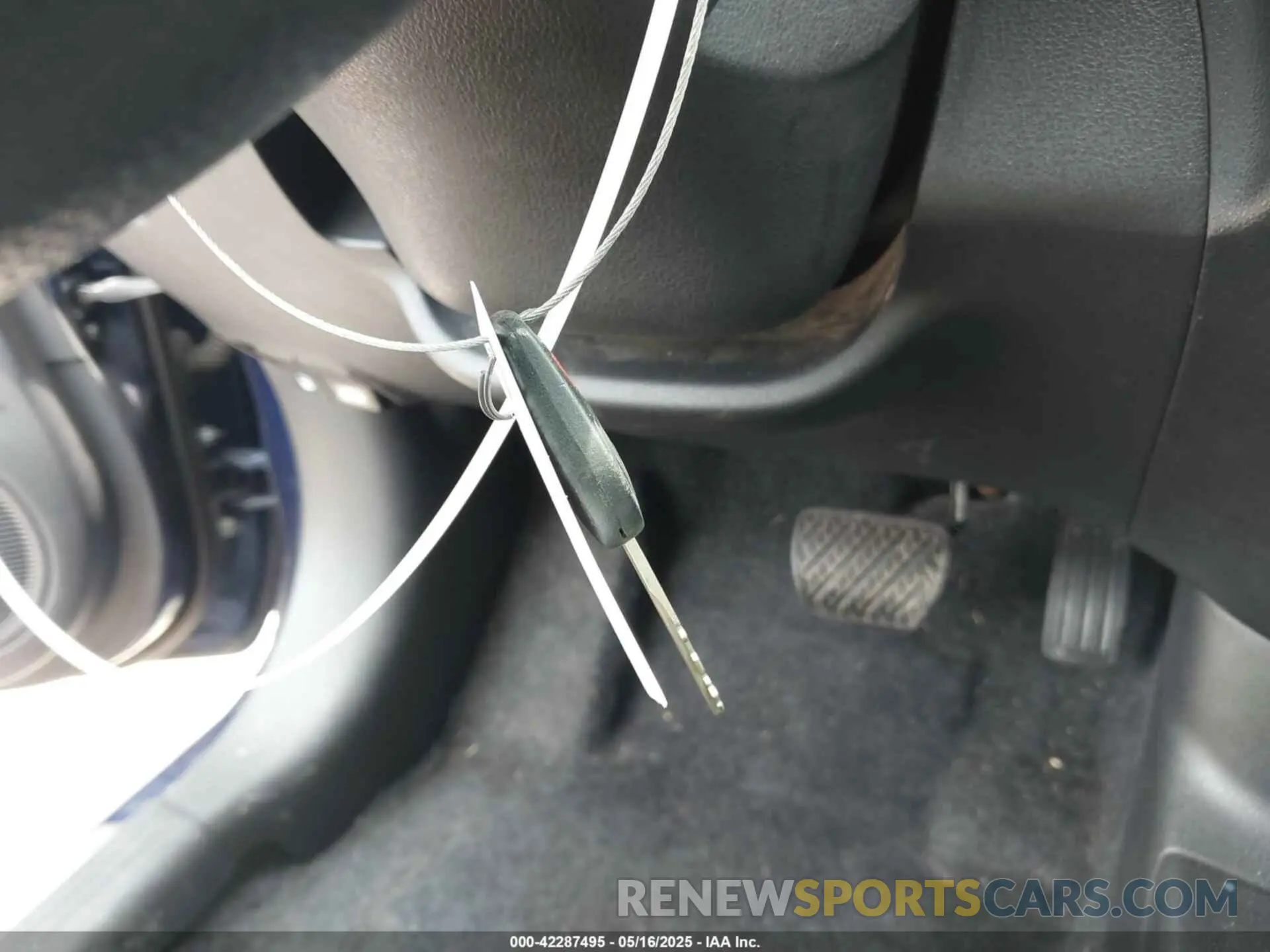 11 Photograph of a damaged car 3N1CN7AP1KL817960 NISSAN VERSA 2019