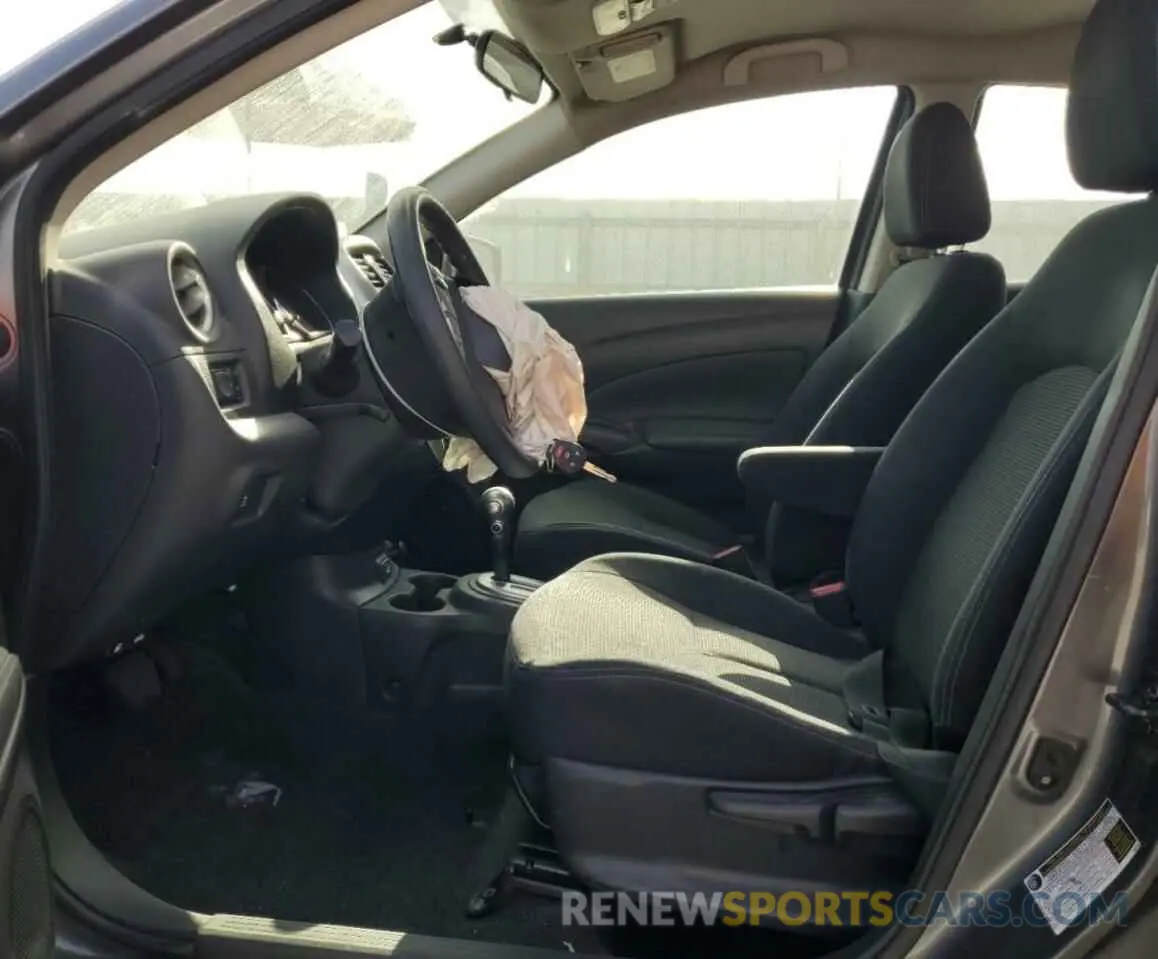 7 Photograph of a damaged car 3N1CN7AP1KL819742 NISSAN VERSA 2019