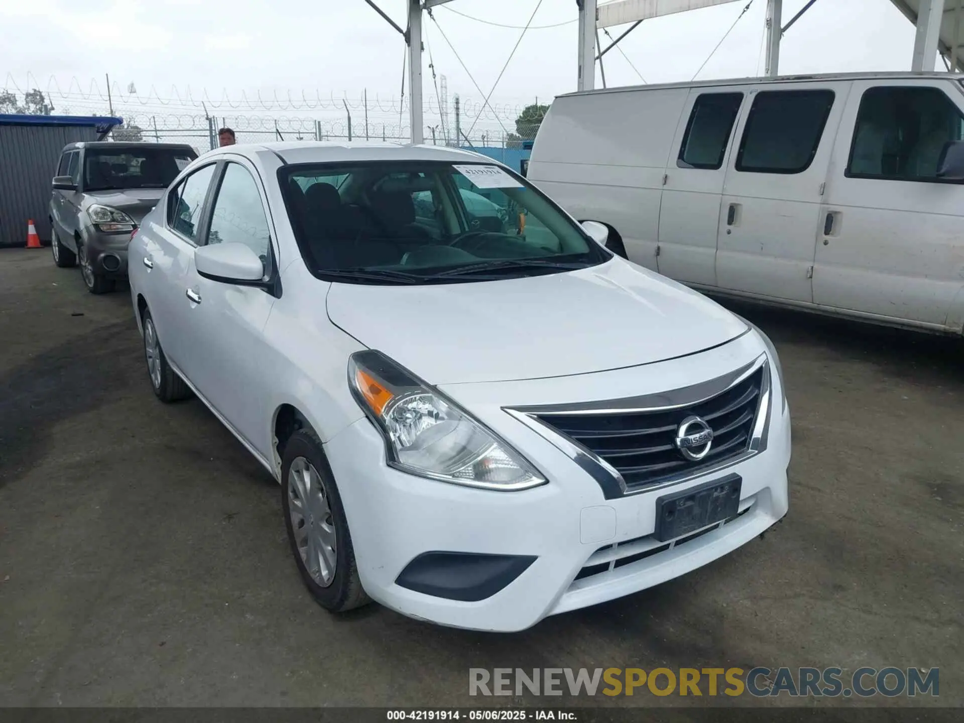 1 Photograph of a damaged car 3N1CN7AP1KL838940 NISSAN VERSA 2019