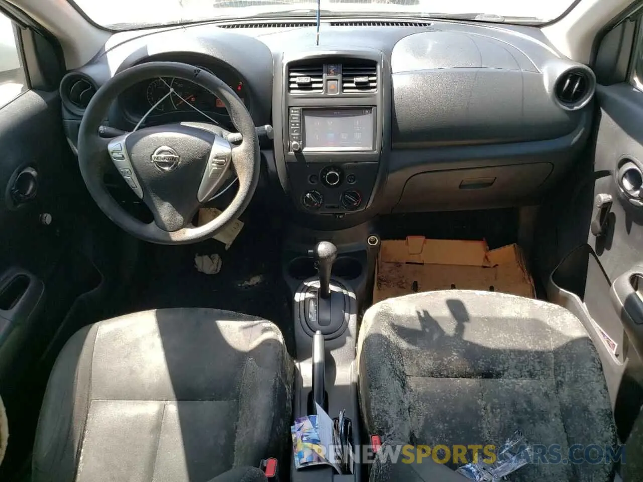 8 Photograph of a damaged car 3N1CN7AP1KL865622 NISSAN VERSA 2019