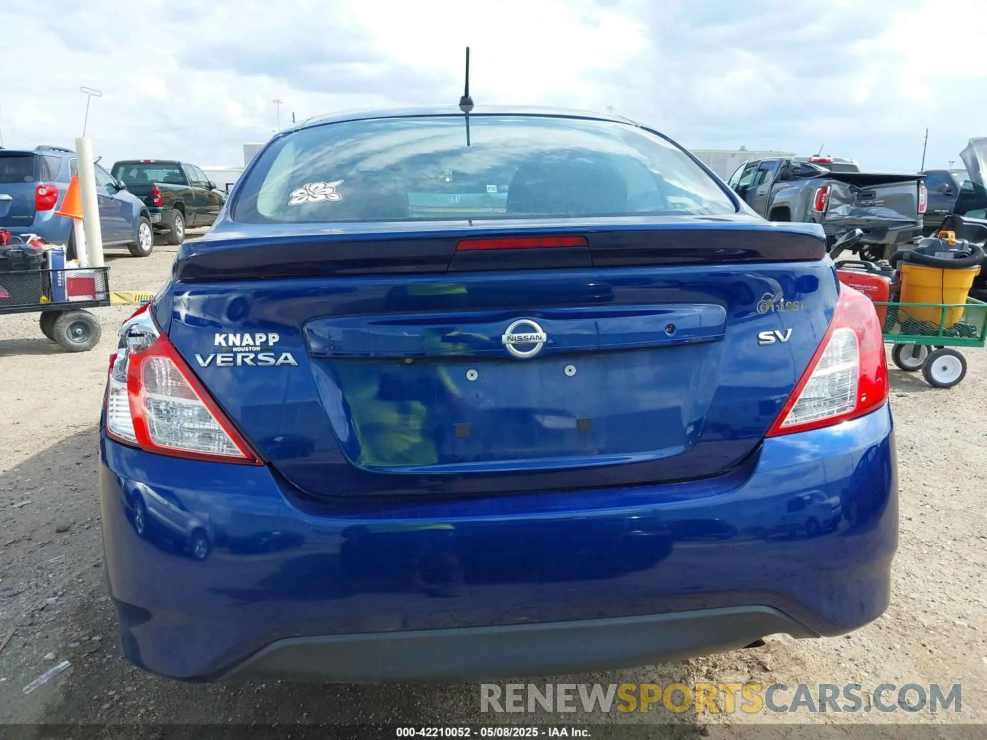 16 Photograph of a damaged car 3N1CN7AP1KL868228 NISSAN VERSA 2019