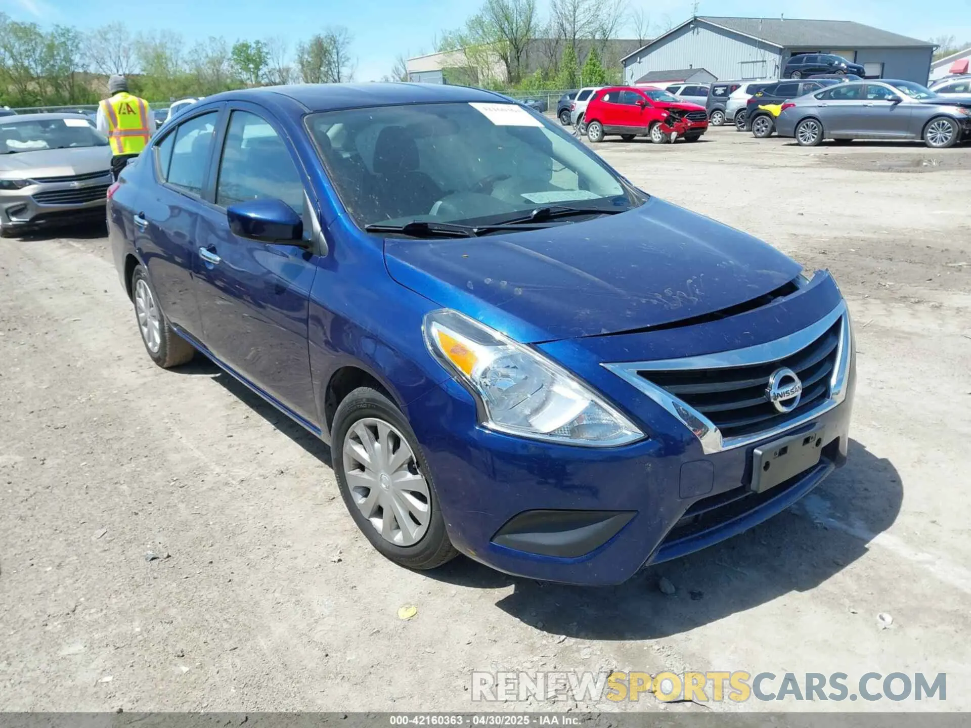 1 Фотография поврежденного автомобиля 3N1CN7AP1KL871484 NISSAN VERSA 2019