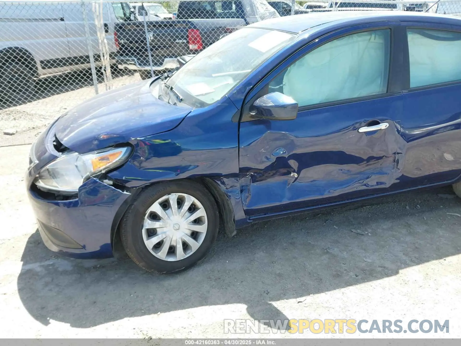 6 Фотография поврежденного автомобиля 3N1CN7AP1KL871484 NISSAN VERSA 2019