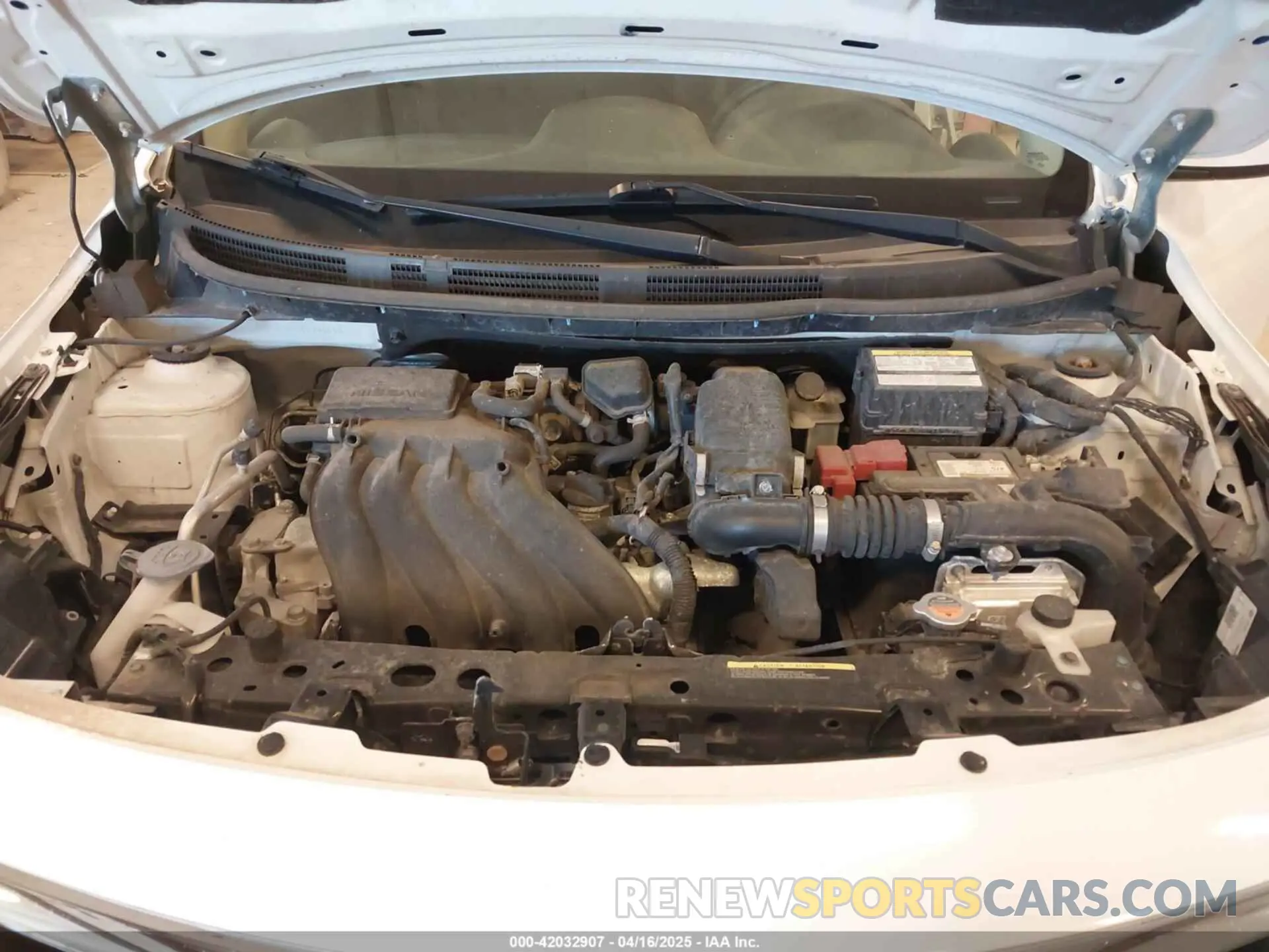 10 Photograph of a damaged car 3N1CN7AP1KL881058 NISSAN VERSA 2019