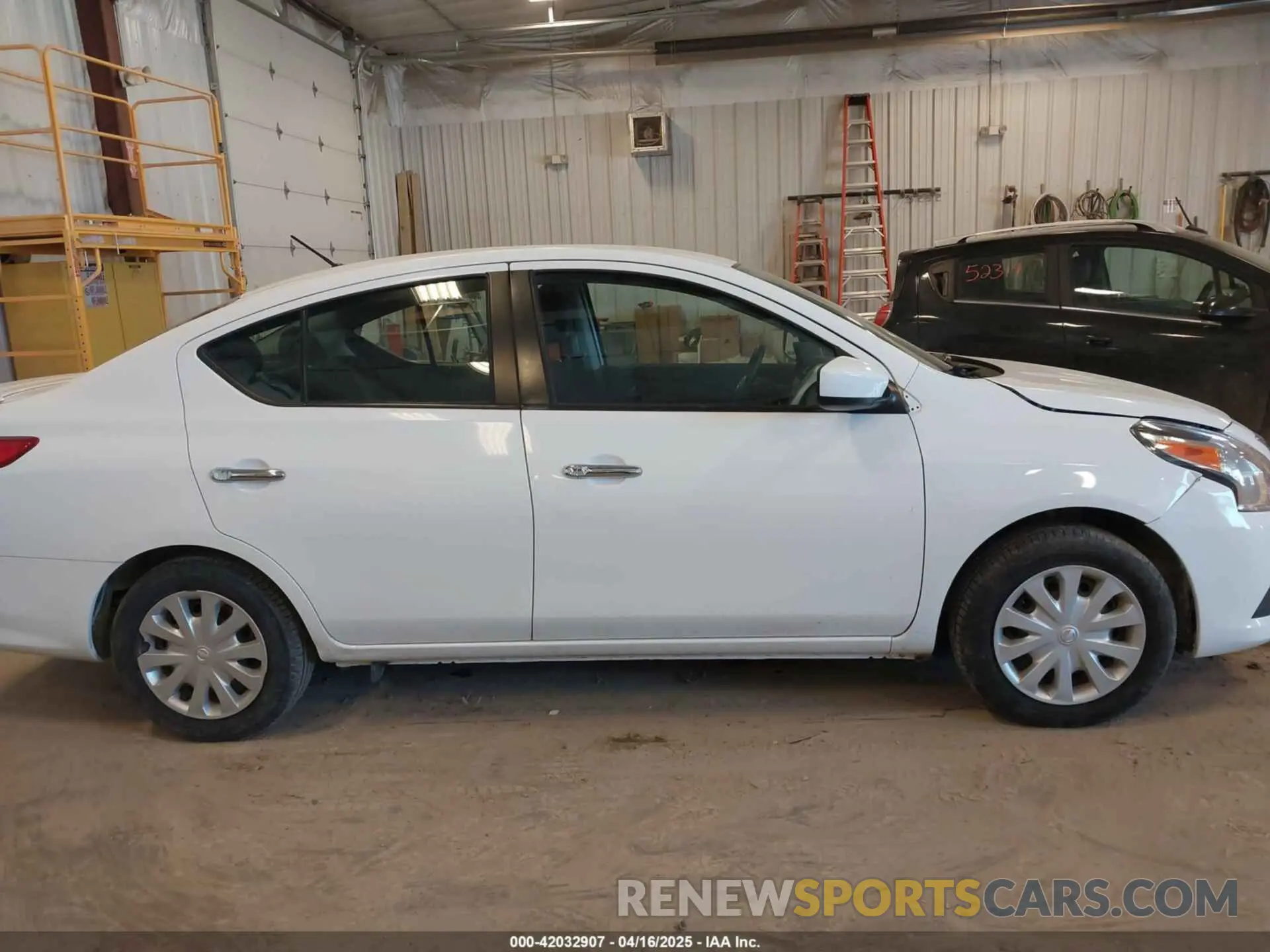 13 Photograph of a damaged car 3N1CN7AP1KL881058 NISSAN VERSA 2019