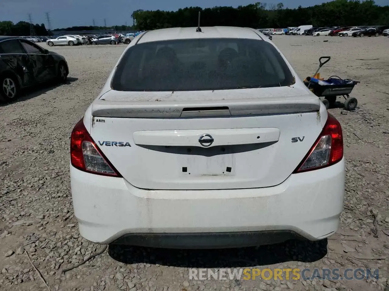 6 Фотография поврежденного автомобиля 3N1CN7AP2KL813822 NISSAN VERSA 2019