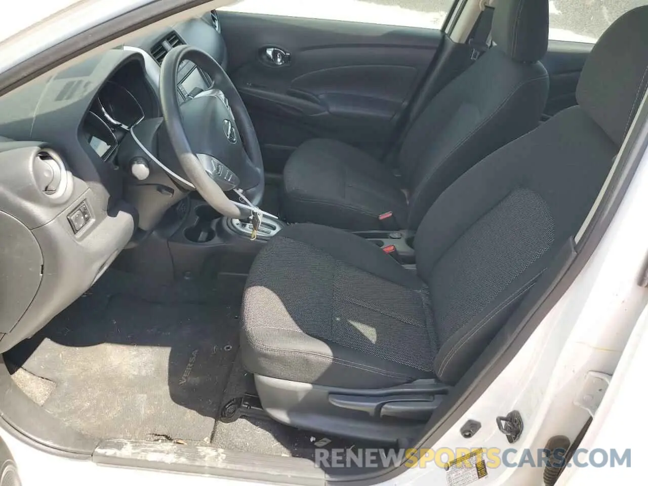 7 Фотография поврежденного автомобиля 3N1CN7AP2KL813822 NISSAN VERSA 2019