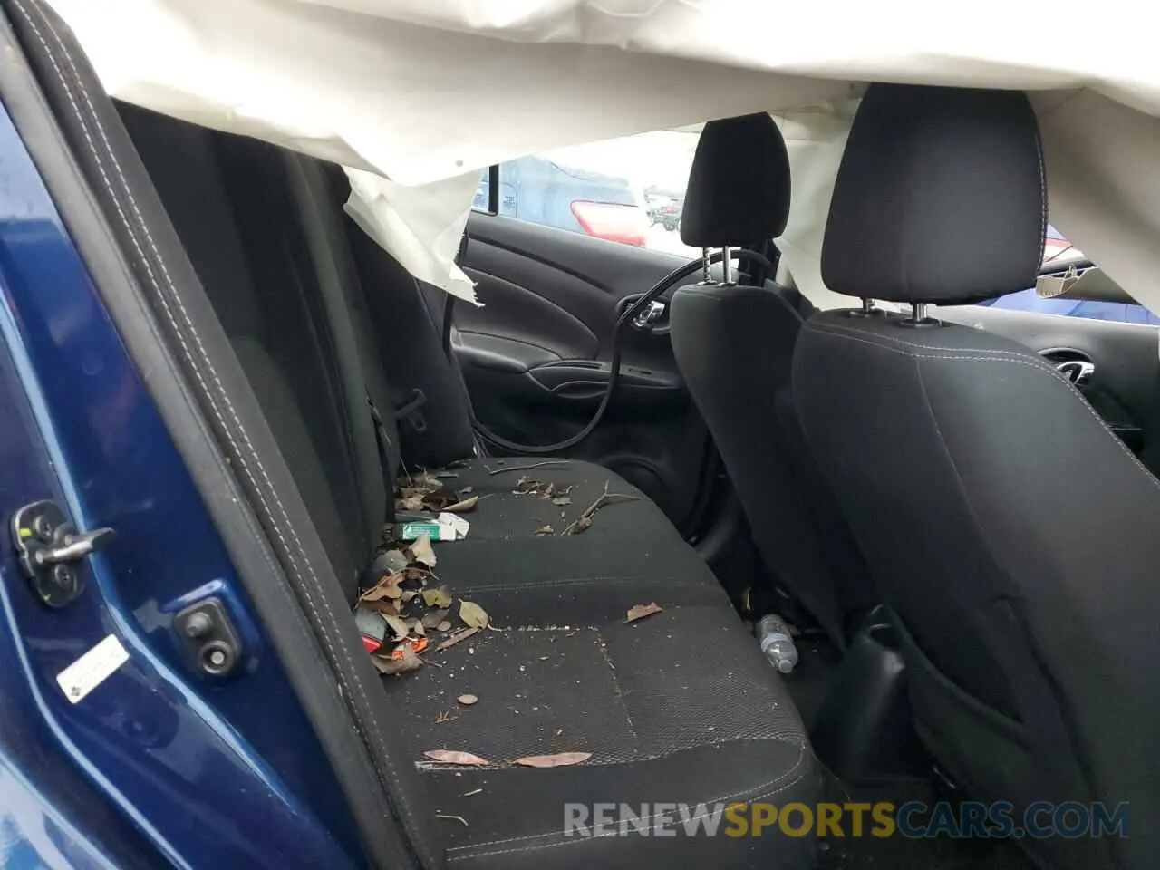 10 Фотография поврежденного автомобиля 3N1CN7AP2KL821502 NISSAN VERSA 2019