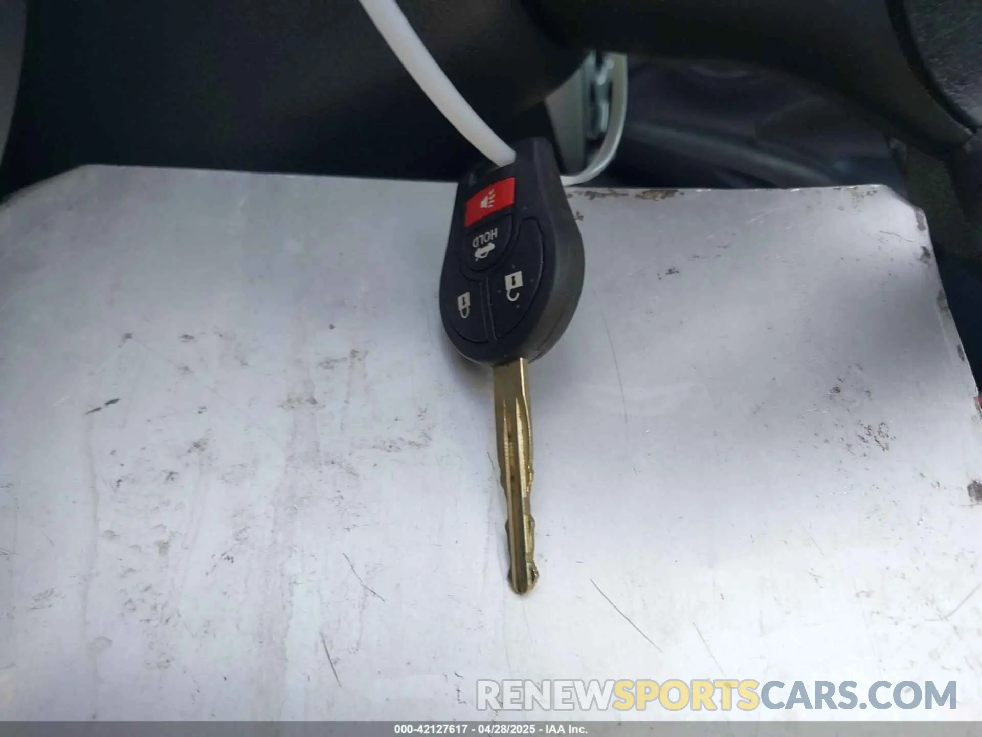 11 Photograph of a damaged car 3N1CN7AP2KL843581 NISSAN VERSA 2019
