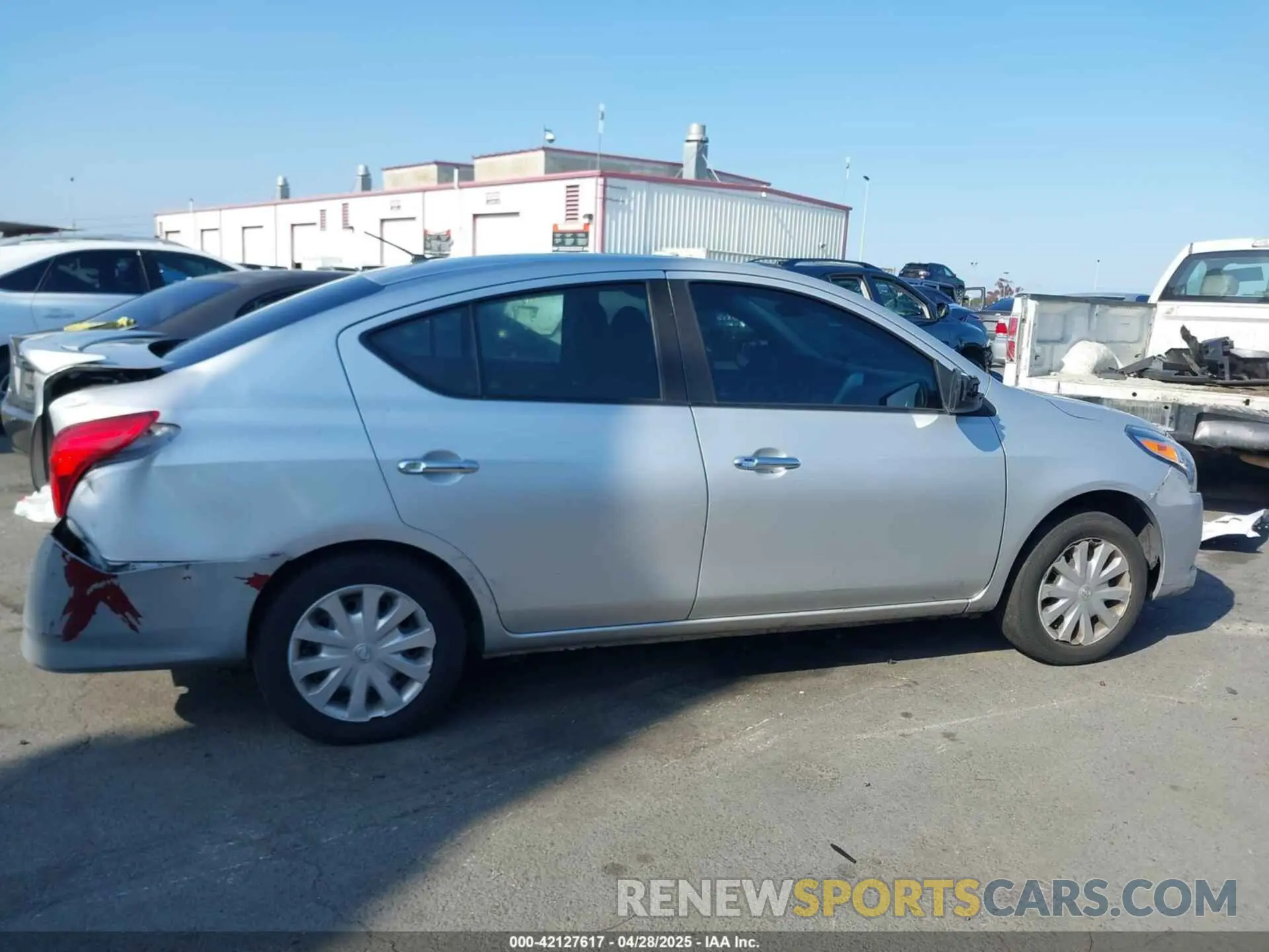 13 Photograph of a damaged car 3N1CN7AP2KL843581 NISSAN VERSA 2019