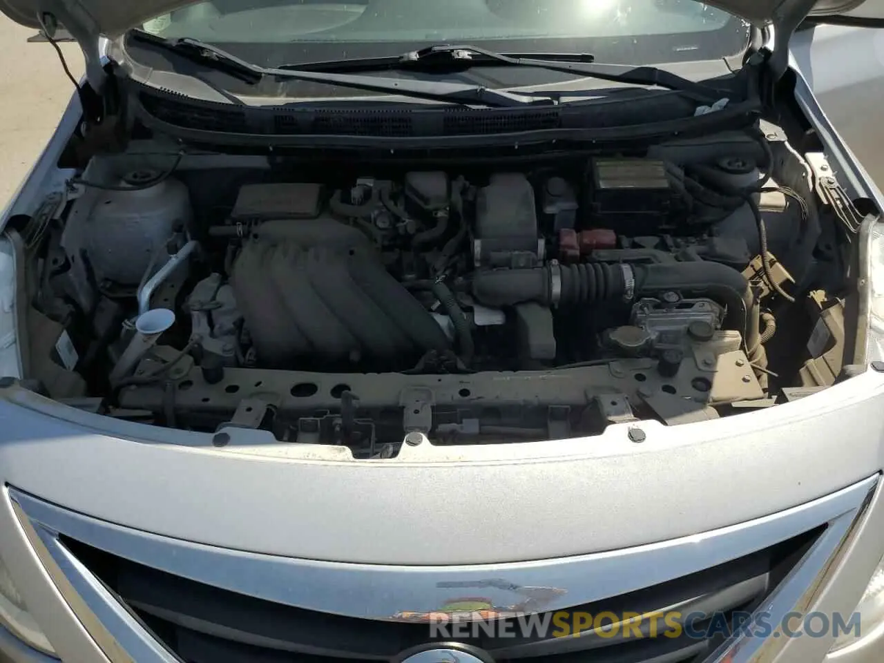 11 Фотография поврежденного автомобиля 3N1CN7AP2KL850224 NISSAN VERSA 2019