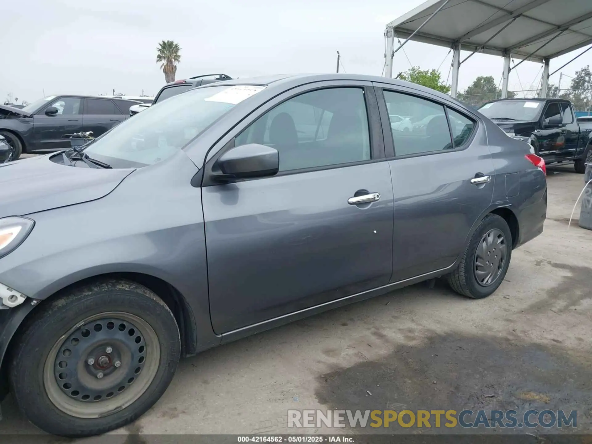15 Фотография поврежденного автомобиля 3N1CN7AP2KL862485 NISSAN VERSA 2019