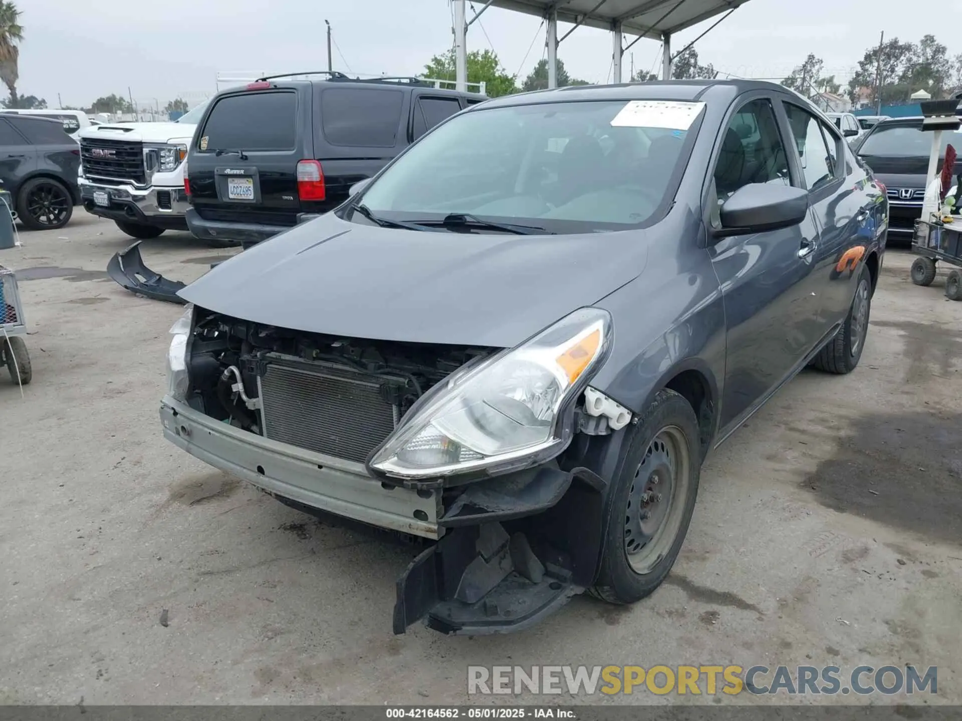 2 Фотография поврежденного автомобиля 3N1CN7AP2KL862485 NISSAN VERSA 2019