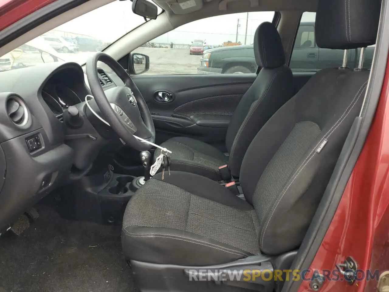 7 Фотография поврежденного автомобиля 3N1CN7AP2KL870943 NISSAN VERSA 2019