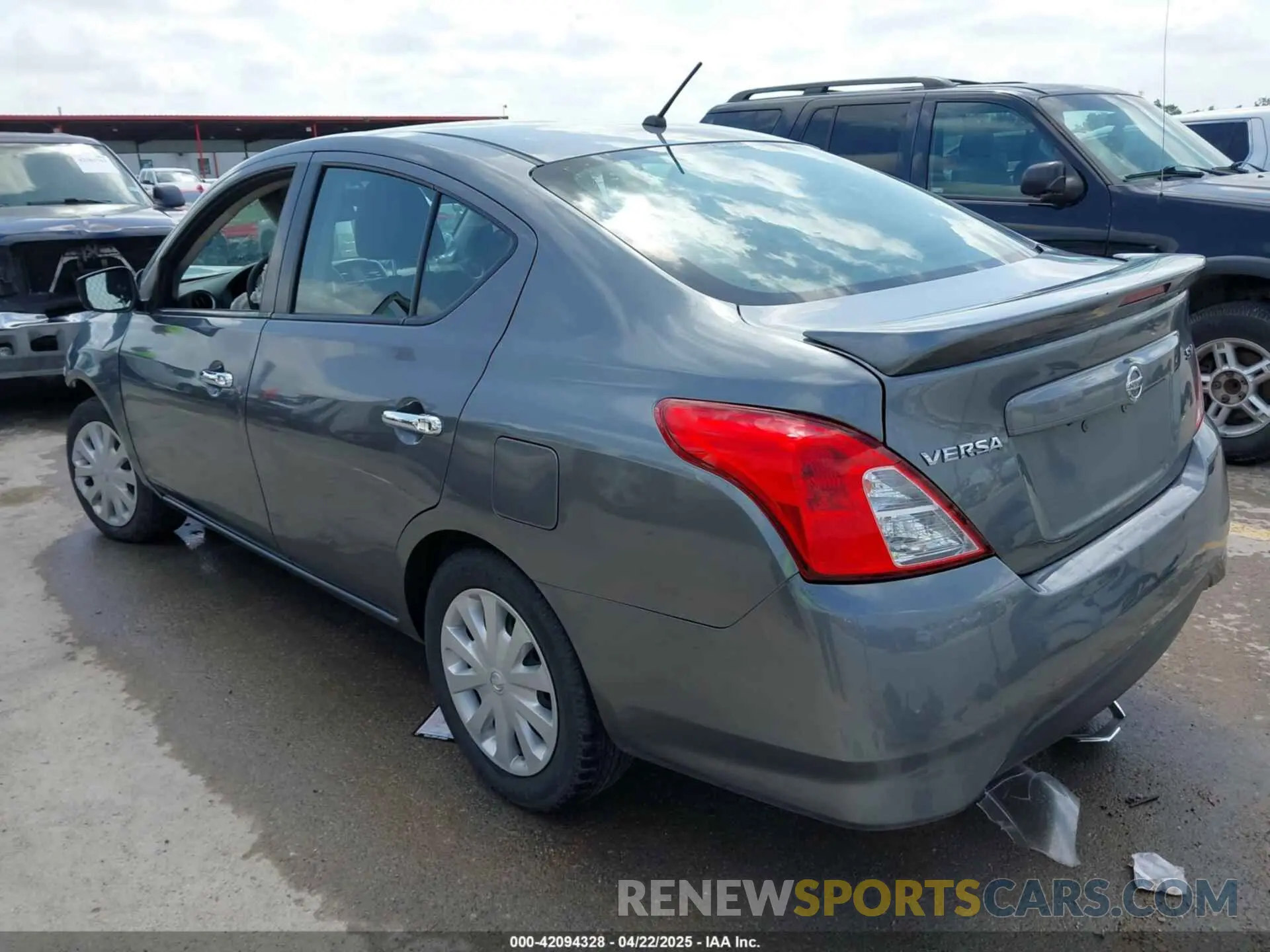 3 Photograph of a damaged car 3N1CN7AP2KL872465 NISSAN VERSA 2019