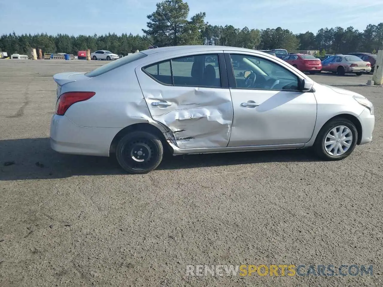 3 Photograph of a damaged car 3N1CN7AP3KL841001 NISSAN VERSA 2019