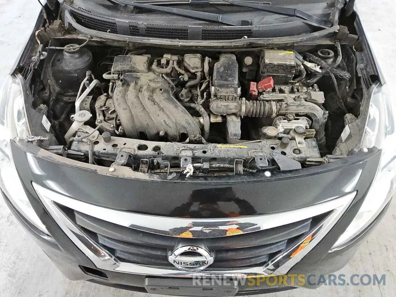 11 Фотография поврежденного автомобиля 3N1CN7AP3KL845596 NISSAN VERSA 2019