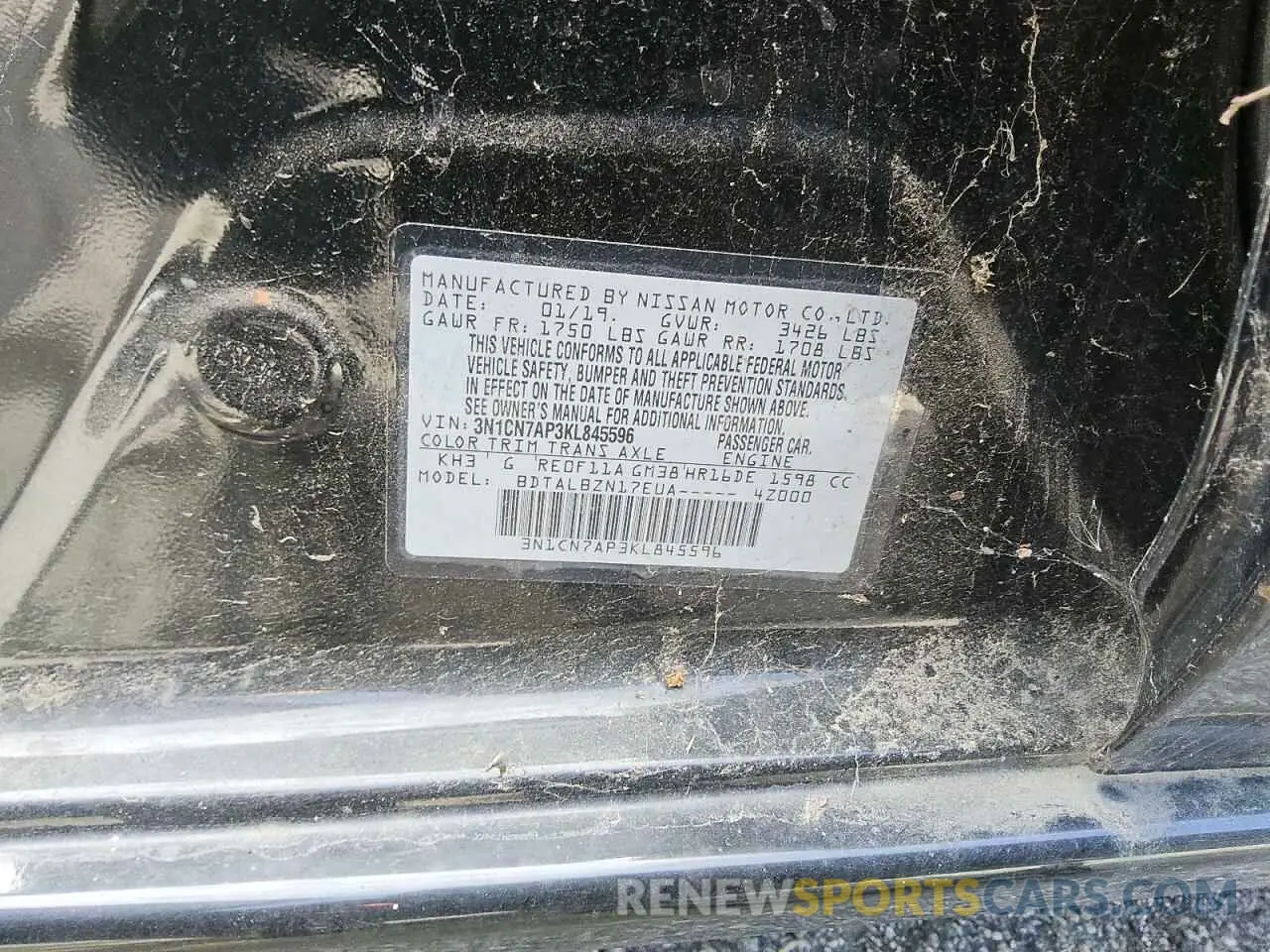 13 Фотография поврежденного автомобиля 3N1CN7AP3KL845596 NISSAN VERSA 2019