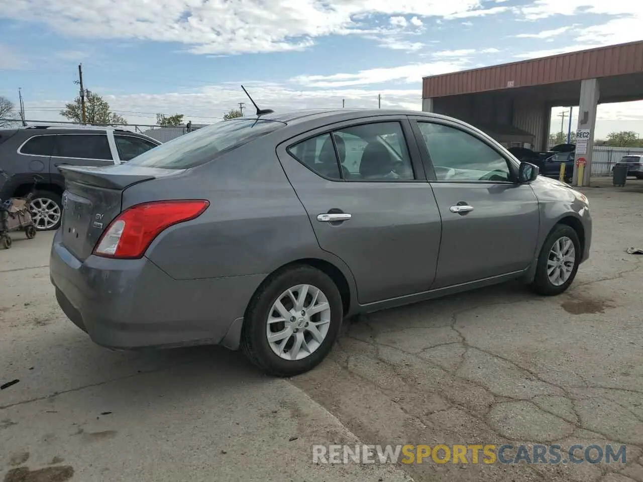 3 Фотография поврежденного автомобиля 3N1CN7AP3KL874256 NISSAN VERSA 2019