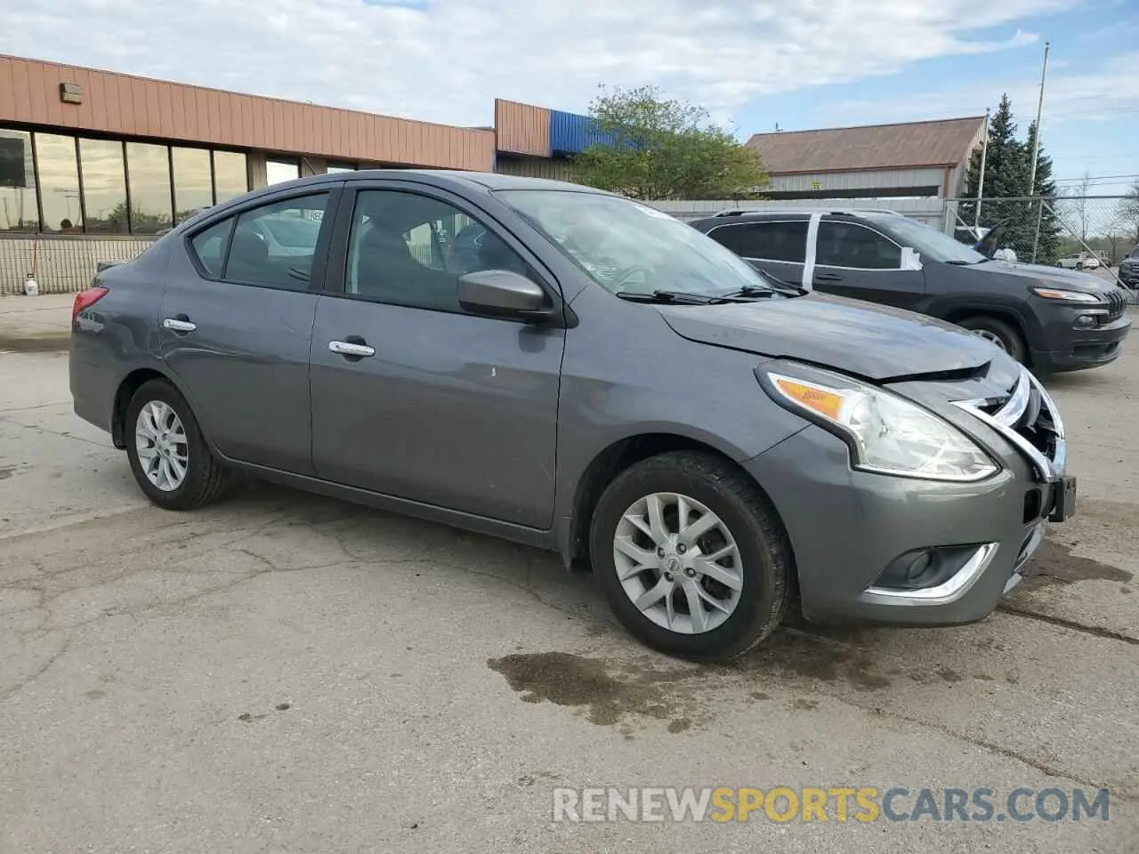 4 Фотография поврежденного автомобиля 3N1CN7AP3KL874256 NISSAN VERSA 2019