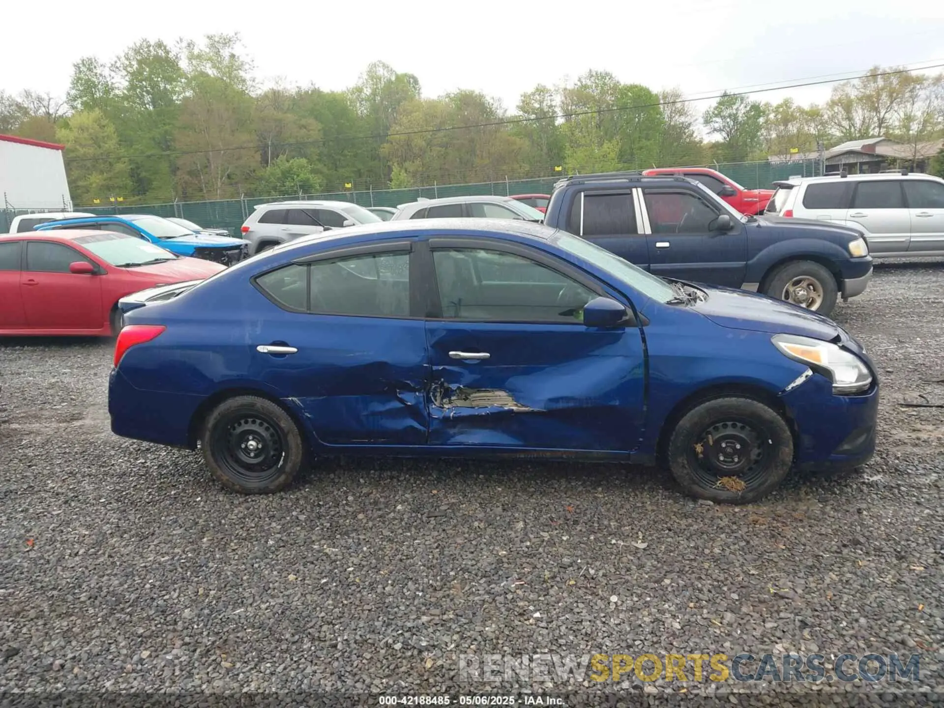 14 Фотография поврежденного автомобиля 3N1CN7AP4KL807570 NISSAN VERSA 2019