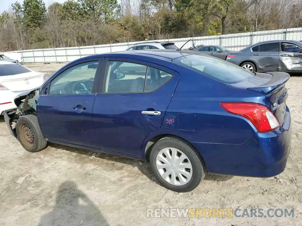 2 Фотография поврежденного автомобиля 3N1CN7AP4KL812414 NISSAN VERSA 2019