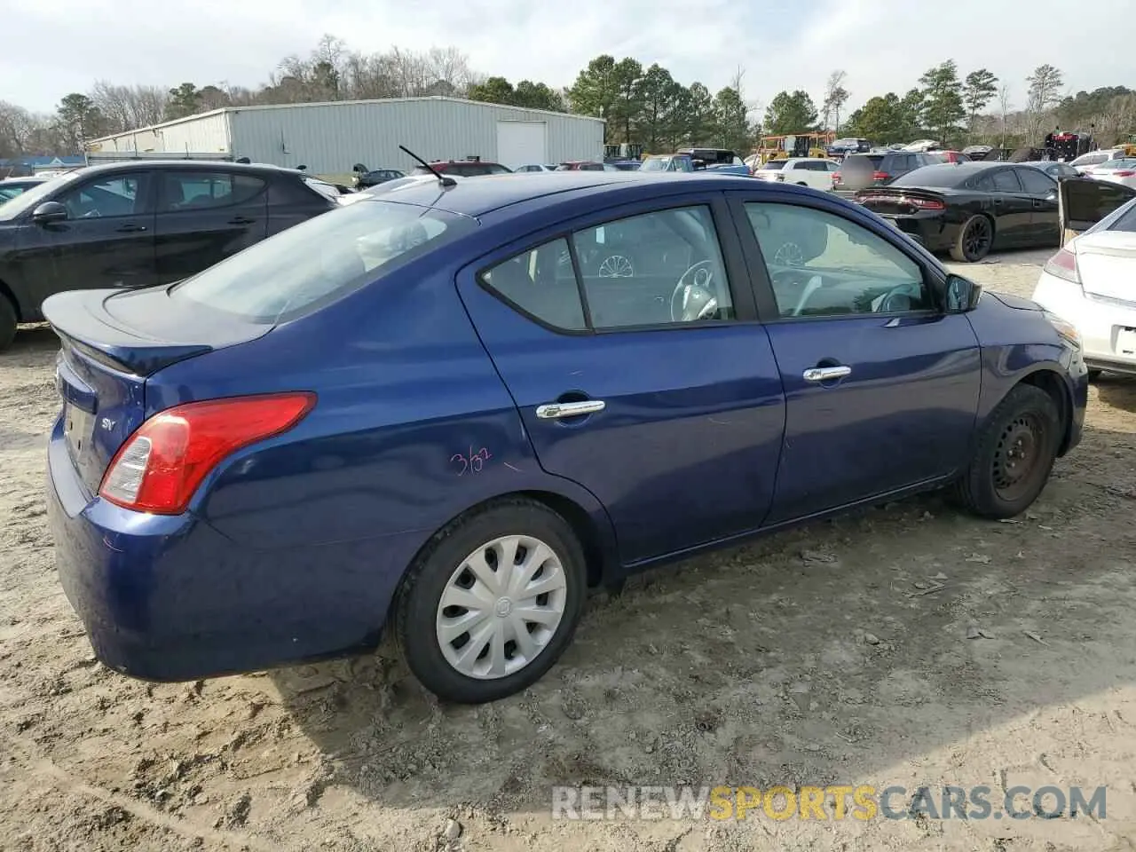 3 Фотография поврежденного автомобиля 3N1CN7AP4KL812414 NISSAN VERSA 2019