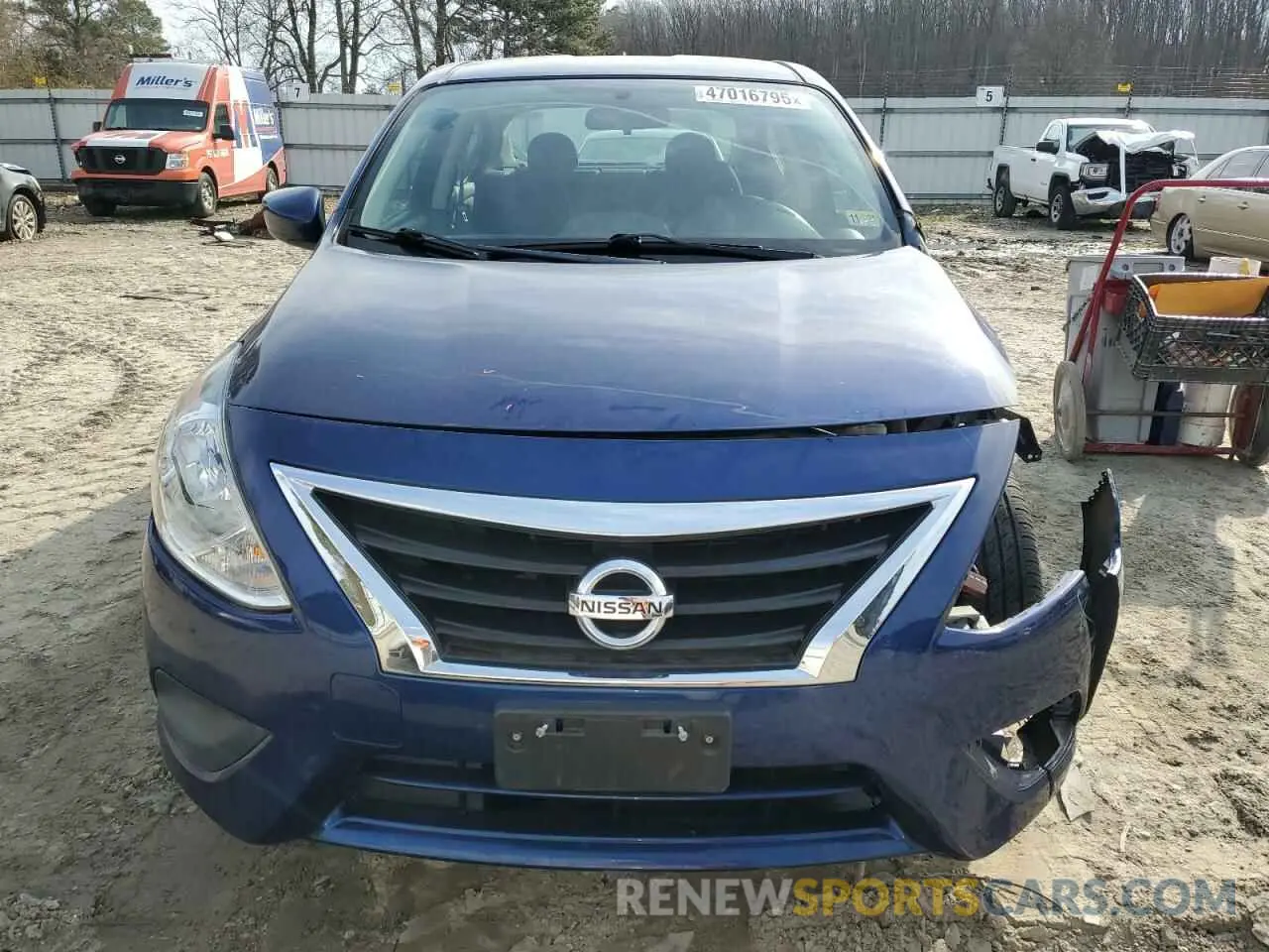 5 Фотография поврежденного автомобиля 3N1CN7AP4KL812414 NISSAN VERSA 2019