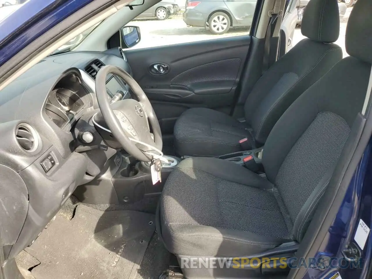 7 Фотография поврежденного автомобиля 3N1CN7AP4KL812414 NISSAN VERSA 2019