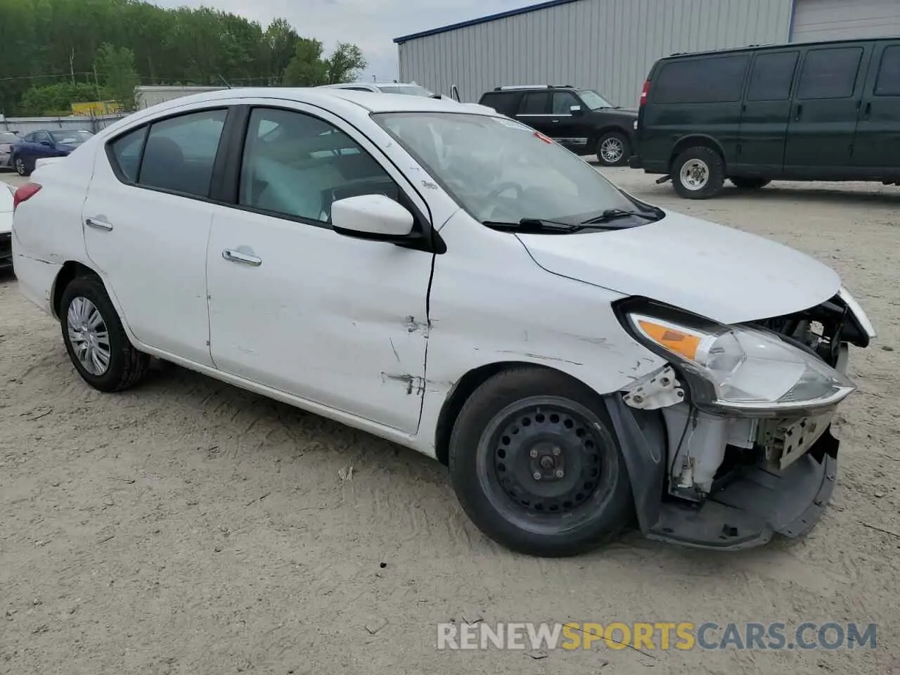 4 Photograph of a damaged car 3N1CN7AP4KL832050 NISSAN VERSA 2019