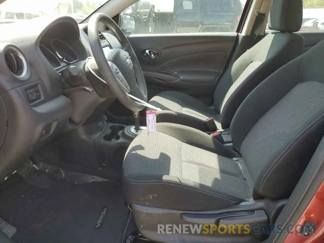 7 Фотография поврежденного автомобиля 3N1CN7AP4KL836700 NISSAN VERSA 2019