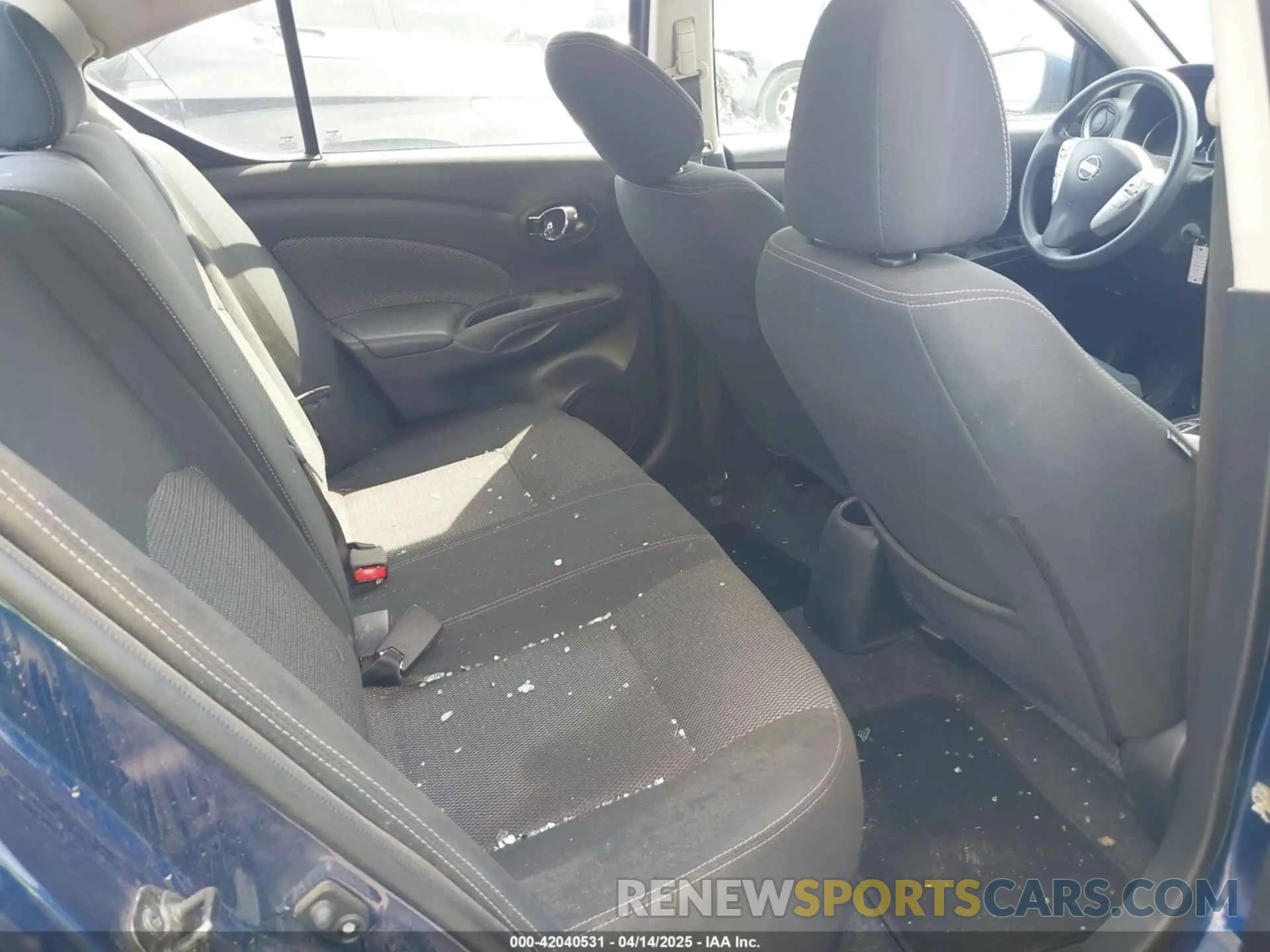 8 Фотография поврежденного автомобиля 3N1CN7AP4KL842013 NISSAN VERSA 2019