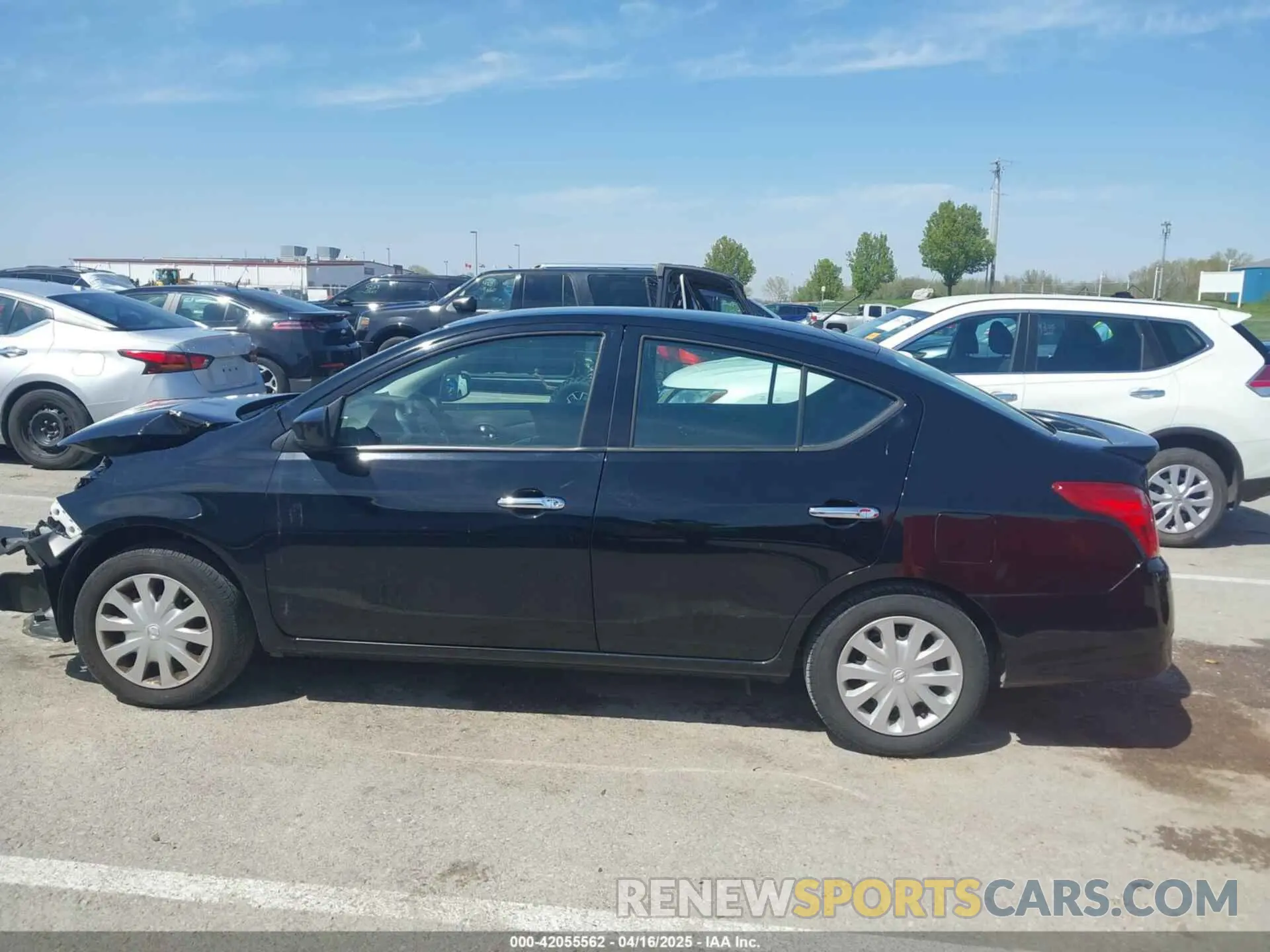 15 Фотография поврежденного автомобиля 3N1CN7AP4KL858339 NISSAN VERSA 2019