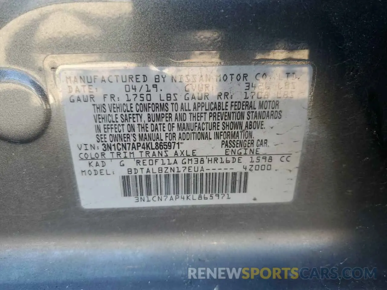 12 Photograph of a damaged car 3N1CN7AP4KL865971 NISSAN VERSA 2019
