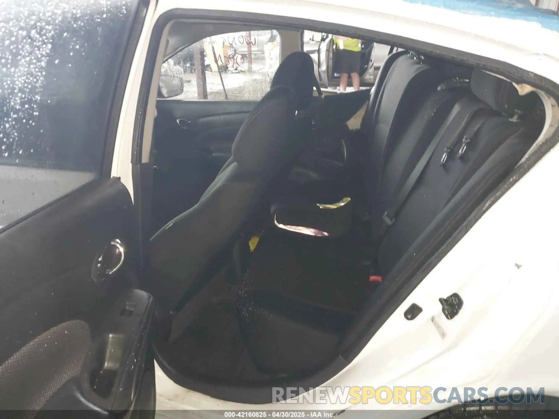 8 Фотография поврежденного автомобиля 3N1CN7AP4KL873942 NISSAN VERSA 2019