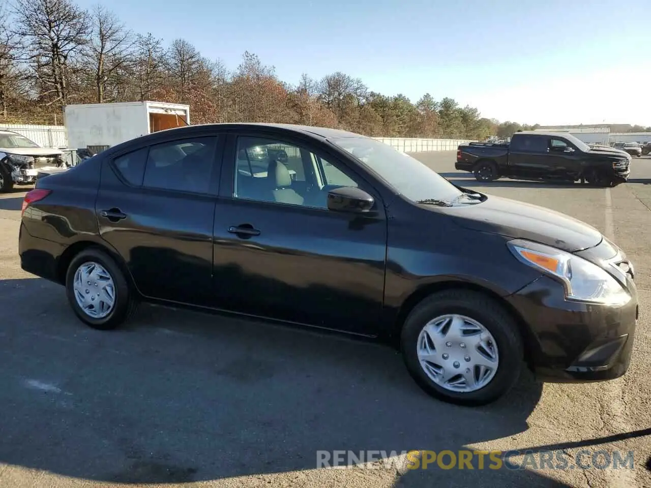4 Photograph of a damaged car 3N1CN7AP5KL800790 NISSAN VERSA 2019