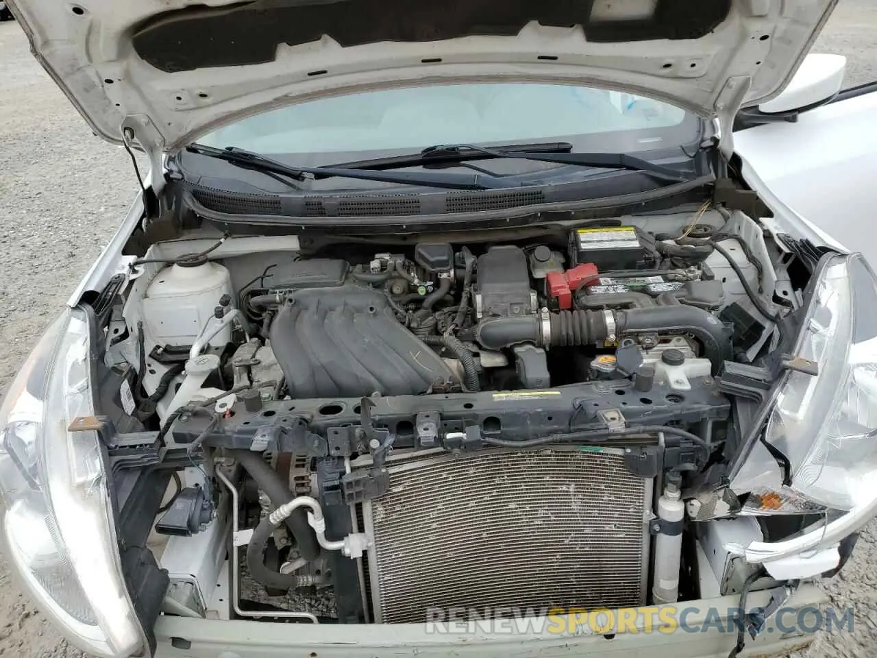 11 Фотография поврежденного автомобиля 3N1CN7AP5KL802474 NISSAN VERSA 2019