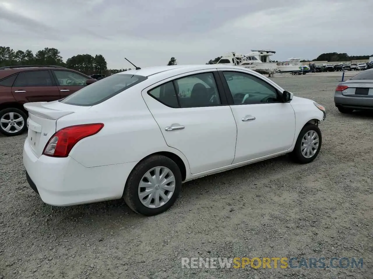3 Фотография поврежденного автомобиля 3N1CN7AP5KL802474 NISSAN VERSA 2019