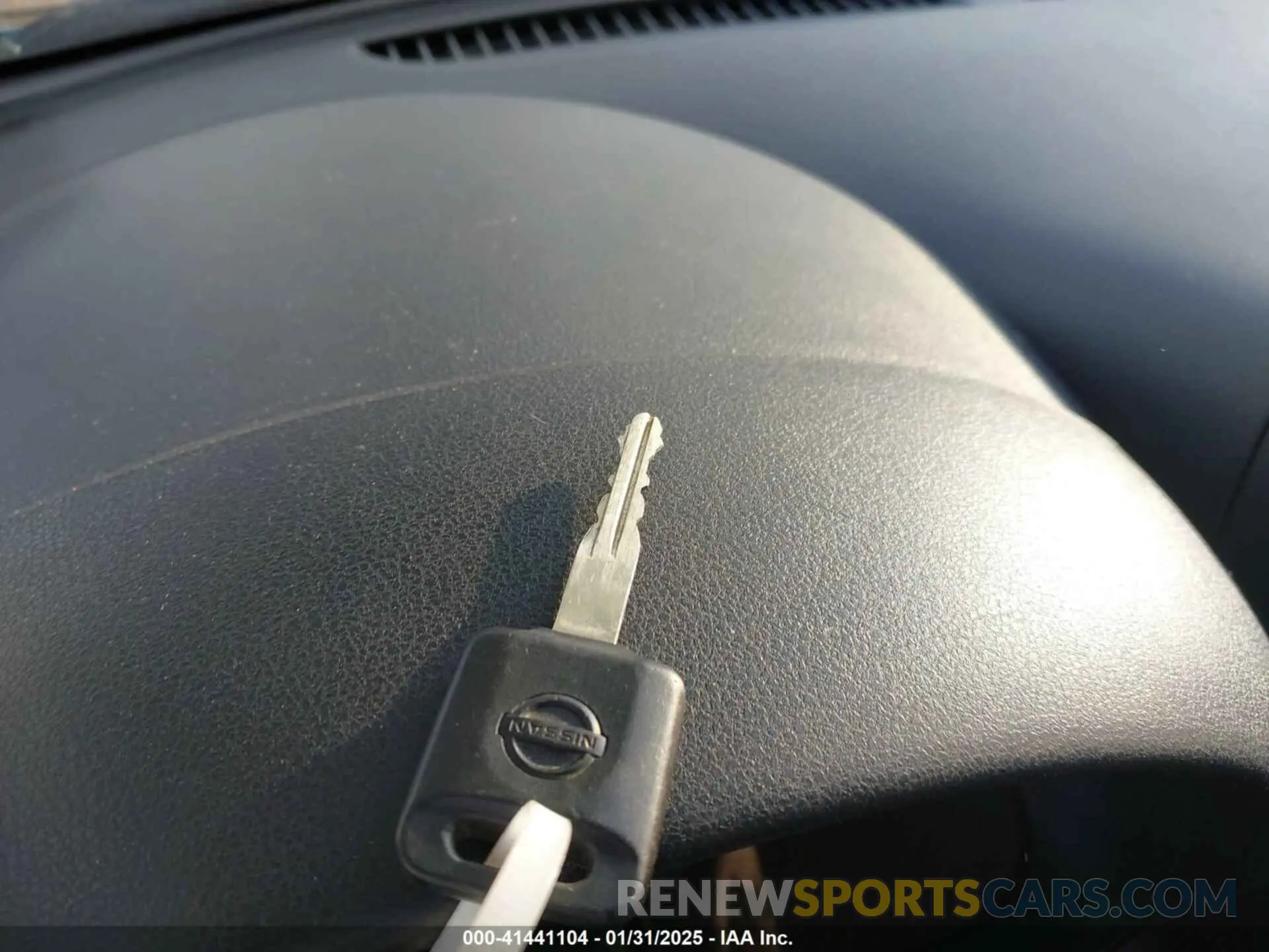 11 Photograph of a damaged car 3N1CN7AP5KL815645 NISSAN VERSA 2019
