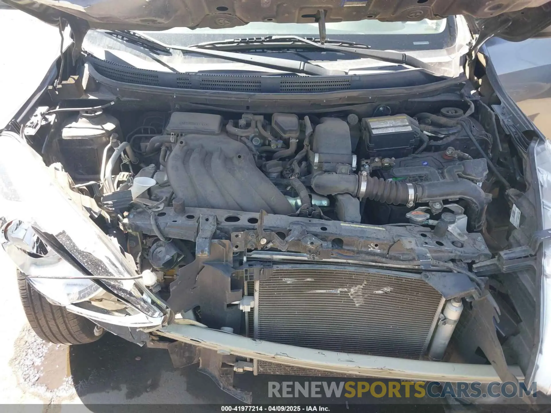 10 Photograph of a damaged car 3N1CN7AP5KL827228 NISSAN VERSA 2019