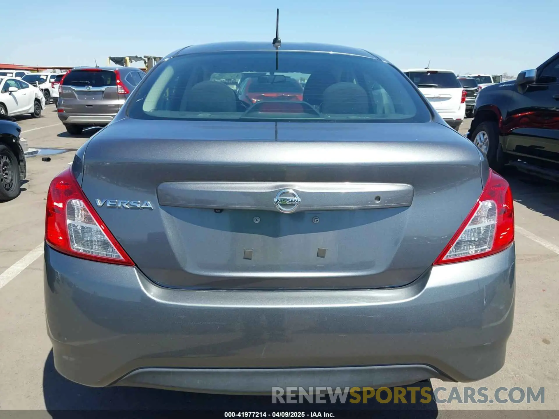 16 Photograph of a damaged car 3N1CN7AP5KL827228 NISSAN VERSA 2019