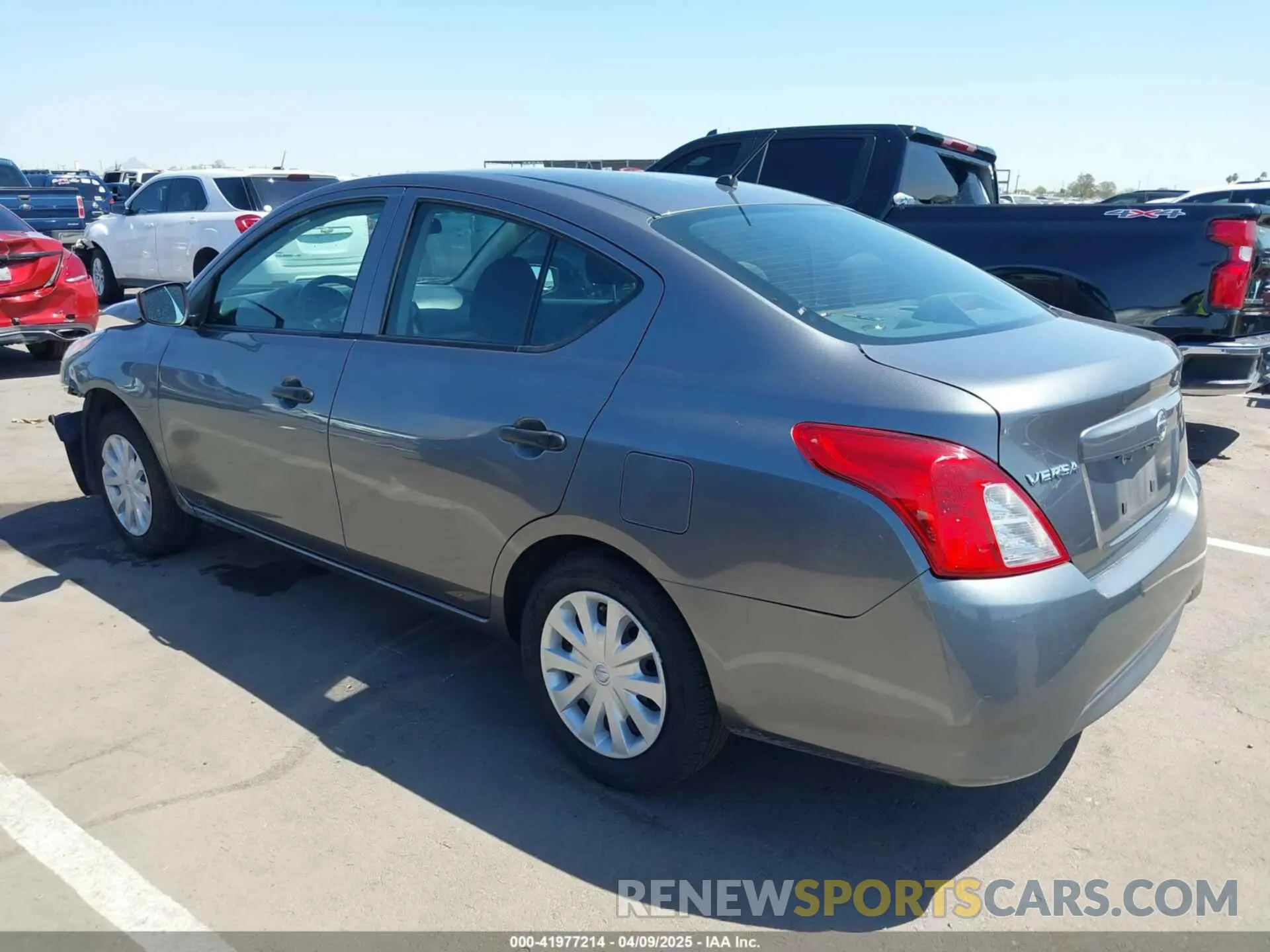 3 Photograph of a damaged car 3N1CN7AP5KL827228 NISSAN VERSA 2019