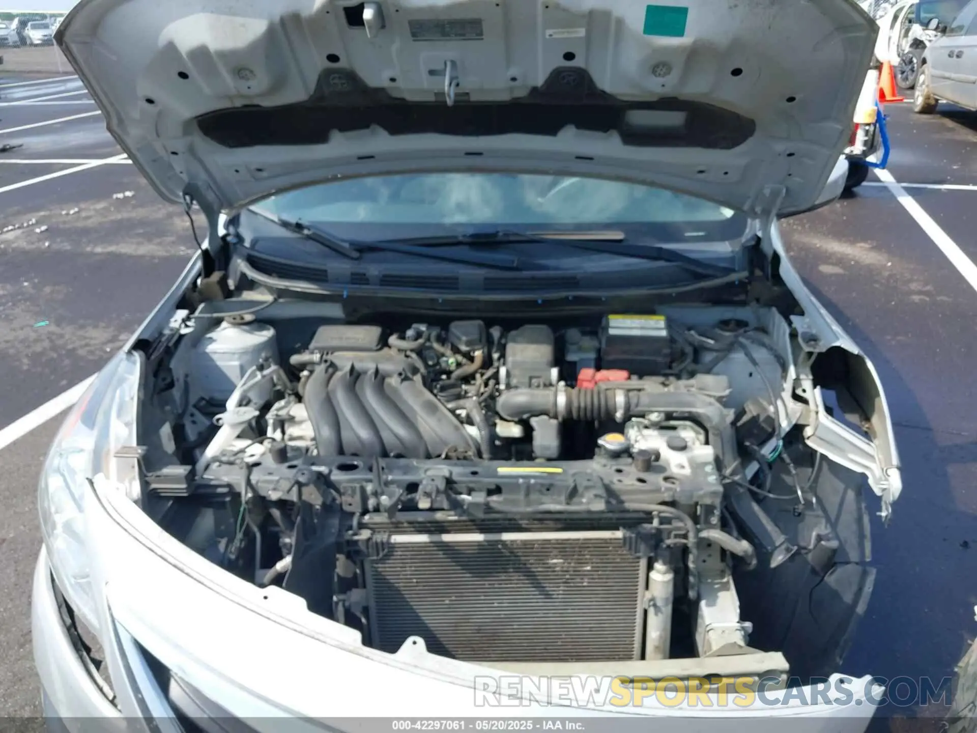 10 Photograph of a damaged car 3N1CN7AP5KL829013 NISSAN VERSA 2019