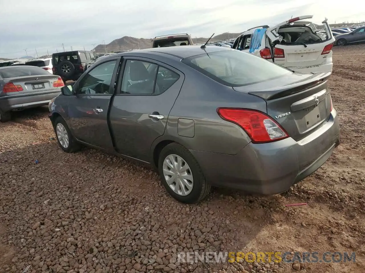2 Фотография поврежденного автомобиля 3N1CN7AP5KL842134 NISSAN VERSA 2019