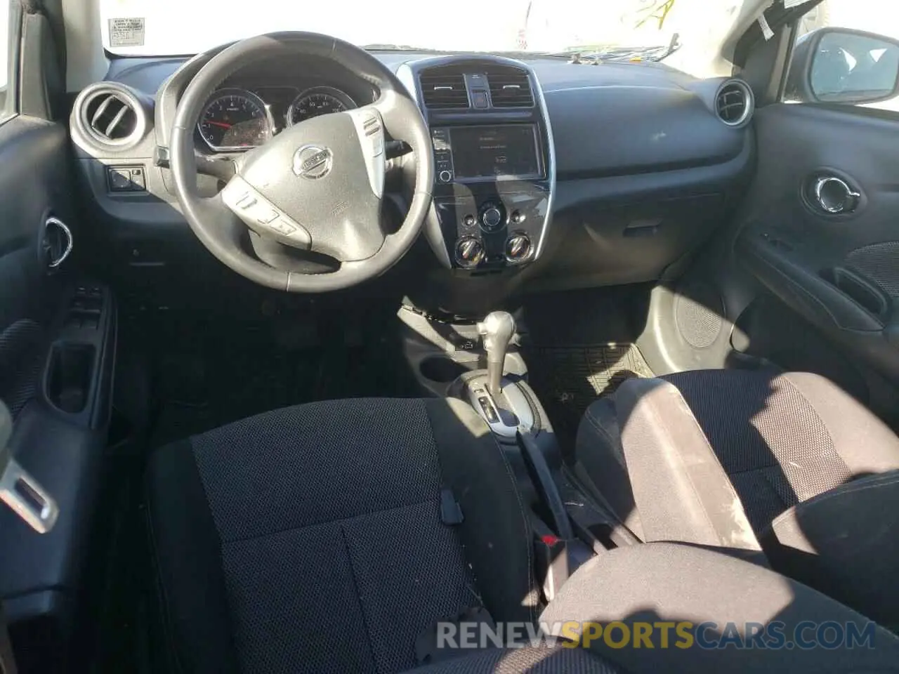 8 Photograph of a damaged car 3N1CN7AP5KL869530 NISSAN VERSA 2019
