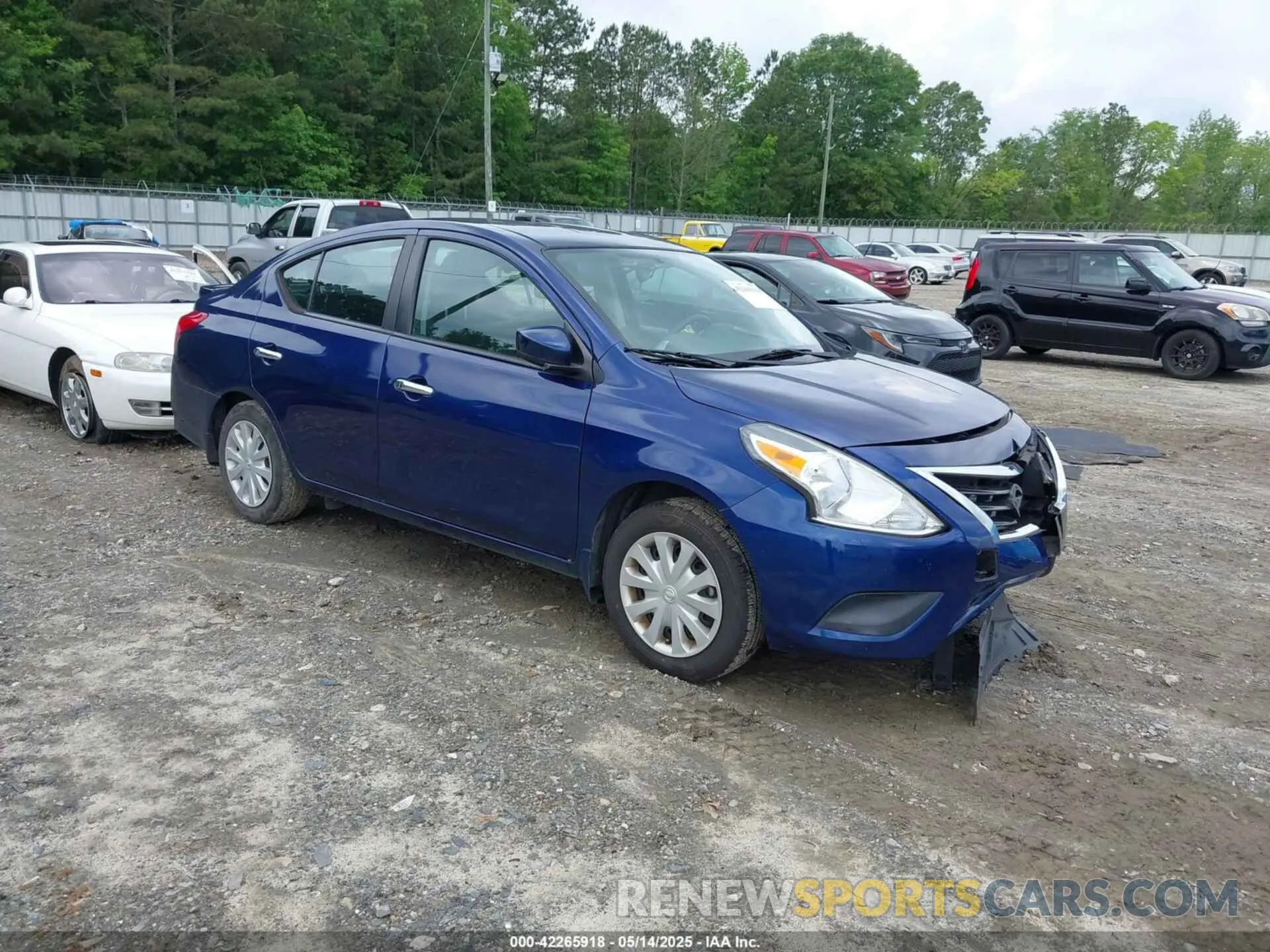 1 Photograph of a damaged car 3N1CN7AP5KL880382 NISSAN VERSA 2019