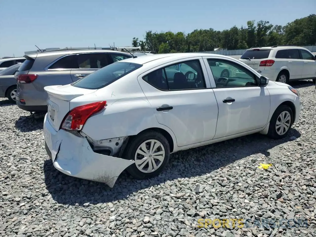 3 Фотография поврежденного автомобиля 3N1CN7AP6KL829764 NISSAN VERSA 2019