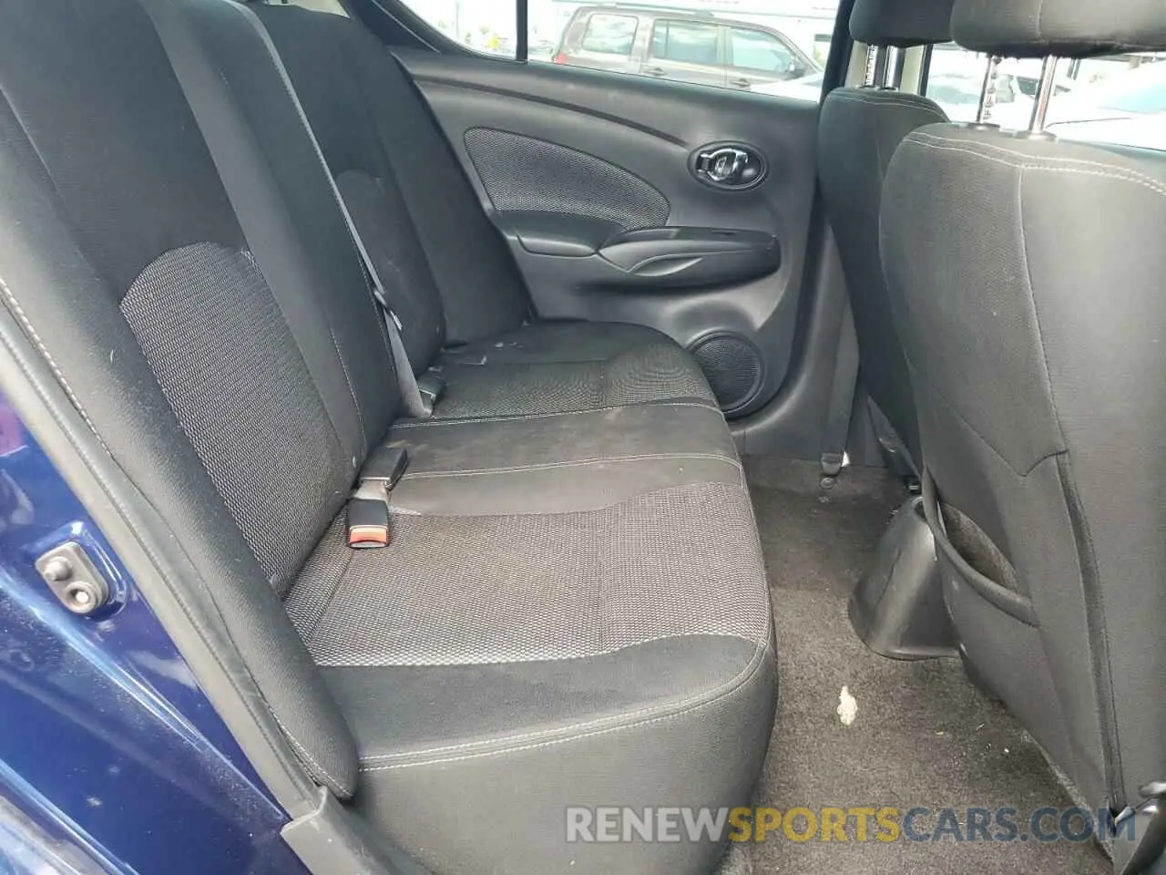 10 Фотография поврежденного автомобиля 3N1CN7AP6KL851571 NISSAN VERSA 2019
